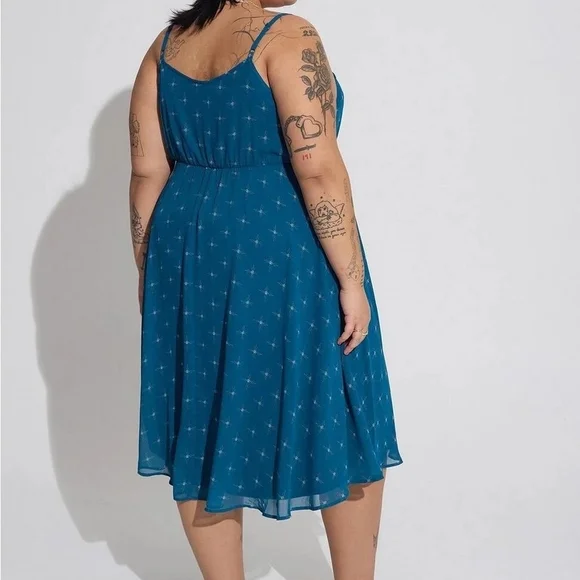 Torrid Midi Chiffon Pleated Dress- Size 0x - Picture 2 of 10